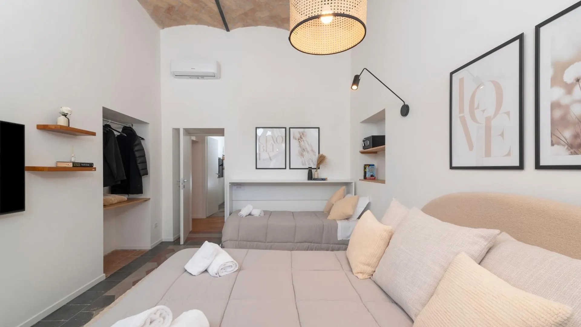 Colosseo Flats And Penthouse Ρώμη 0*,  Ιταλία