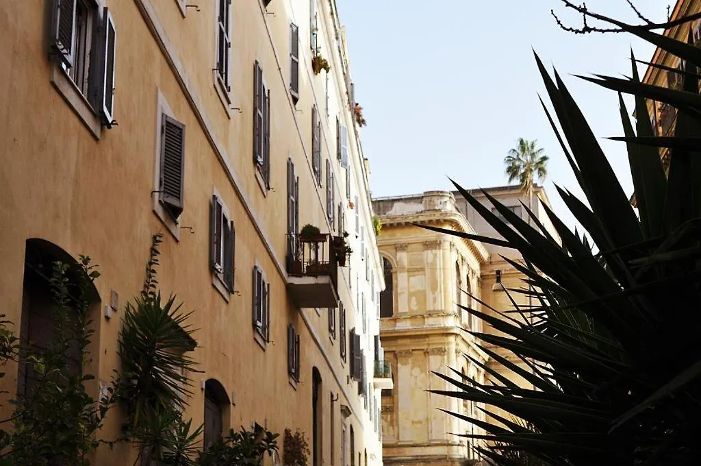 Colosseo Flats And Penthouse روما إيطاليا
