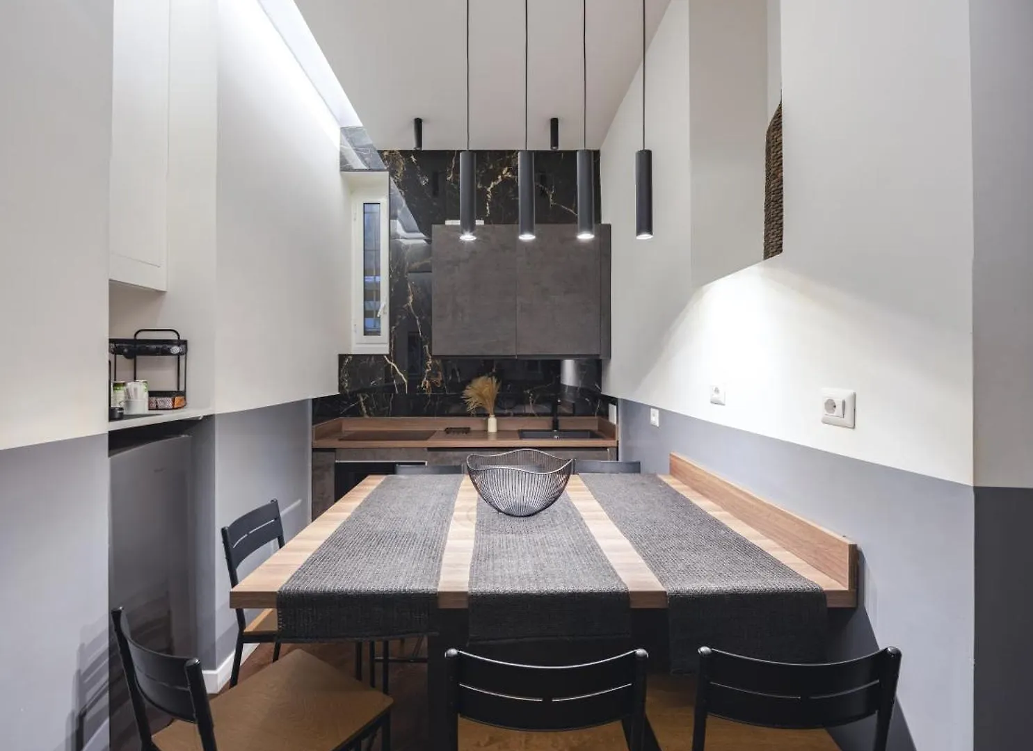 Colosseo Flats And Penthouse روما شقة