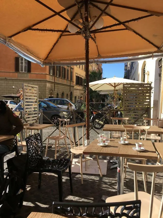 Colosseo Flats And Penthouse روما شقة